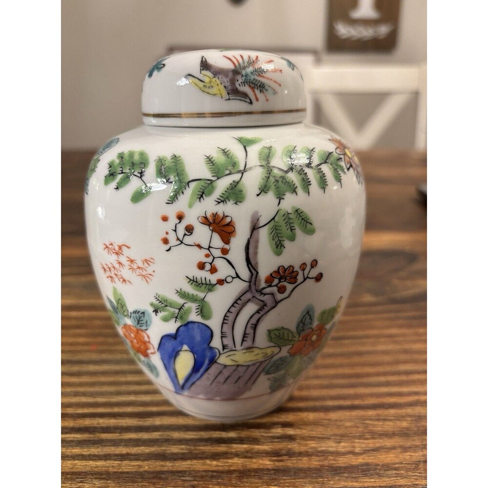 Vintage HH imports Japanese Vase Porcelain Hand Painted Oriental Scenery Flowers